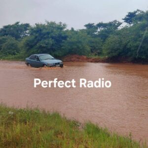 FLOODING ROAD AT KHESHOKHOLE BRIDGE AT GA-MATSHWI DUE TO HEAVY RAINFALL