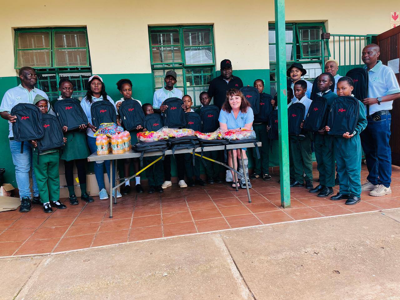 ROOTS BUTCHERY DONATES TO LEARNERS AT SEFAHONE PRIMARY SCHOOL